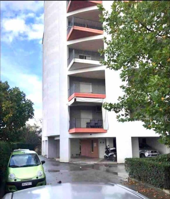 Larisa City Ap 5 With Parking Экстерьер фото