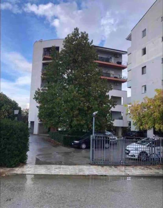 Larisa City Ap 5 With Parking Экстерьер фото
